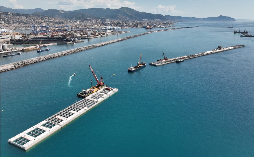 Nuova Diga di Genova: posato il 22° cassone in tre giorni