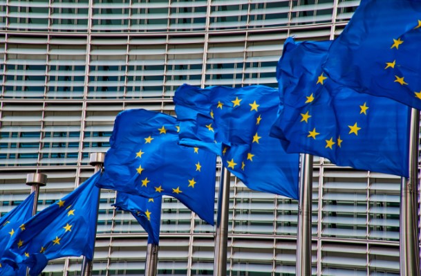 Energia, Fitto sblocca i fondi Ue: più risorse dalla coesione per la crisi energetica