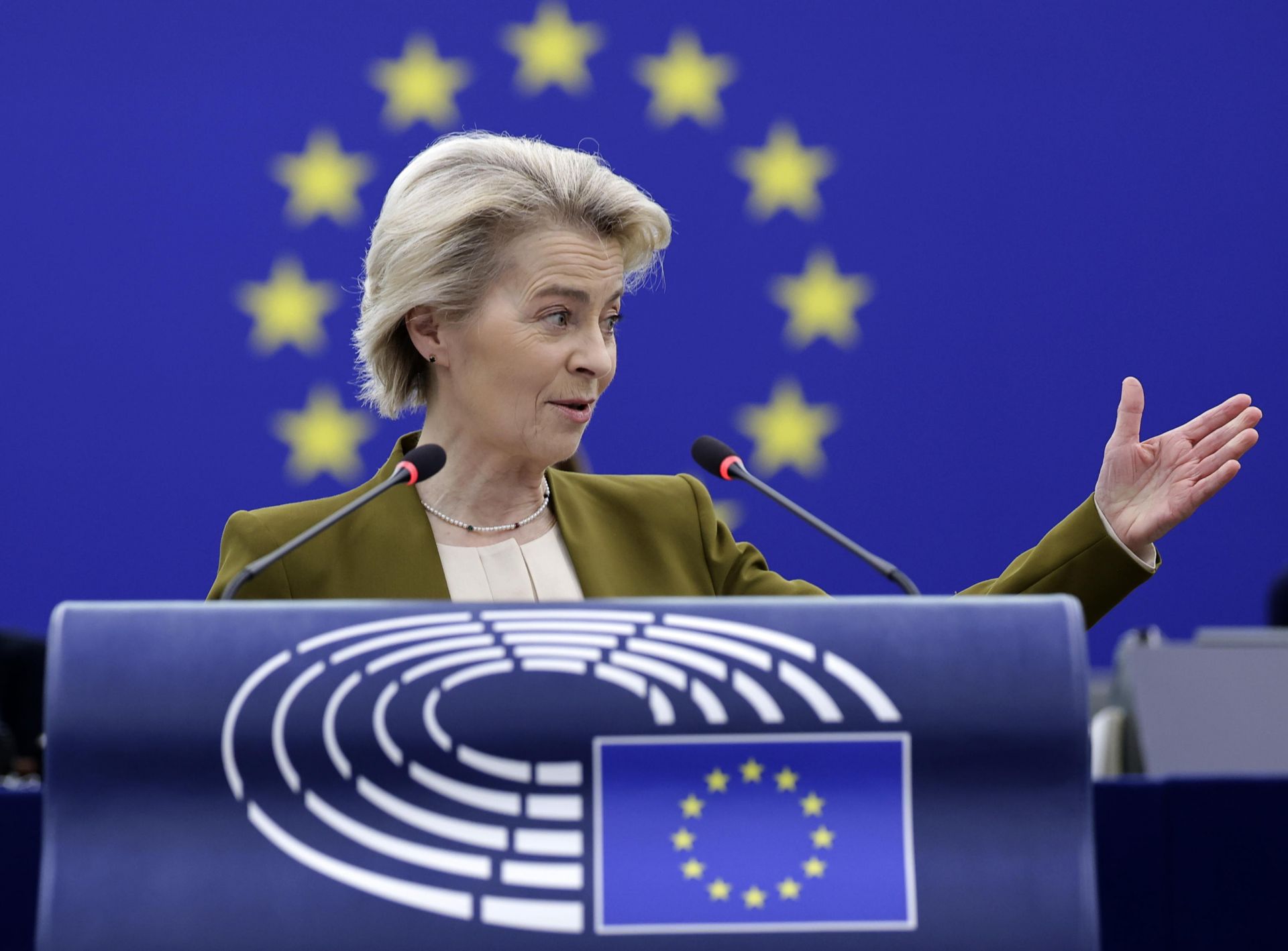 Energia, Ue verso flessibilità sugli investimenti: aiuti limitati e temporanei