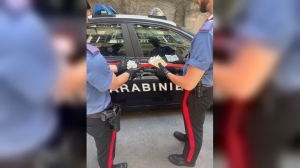 Spaccio di droga, furti, negozi non in regola: blitz dei Carabinieri nel Ponente di Genova