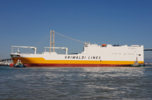 Credem finanzia il futuro green della flotta Grimaldi: 53 milioni per la nave sostenibile Grande Shanghai