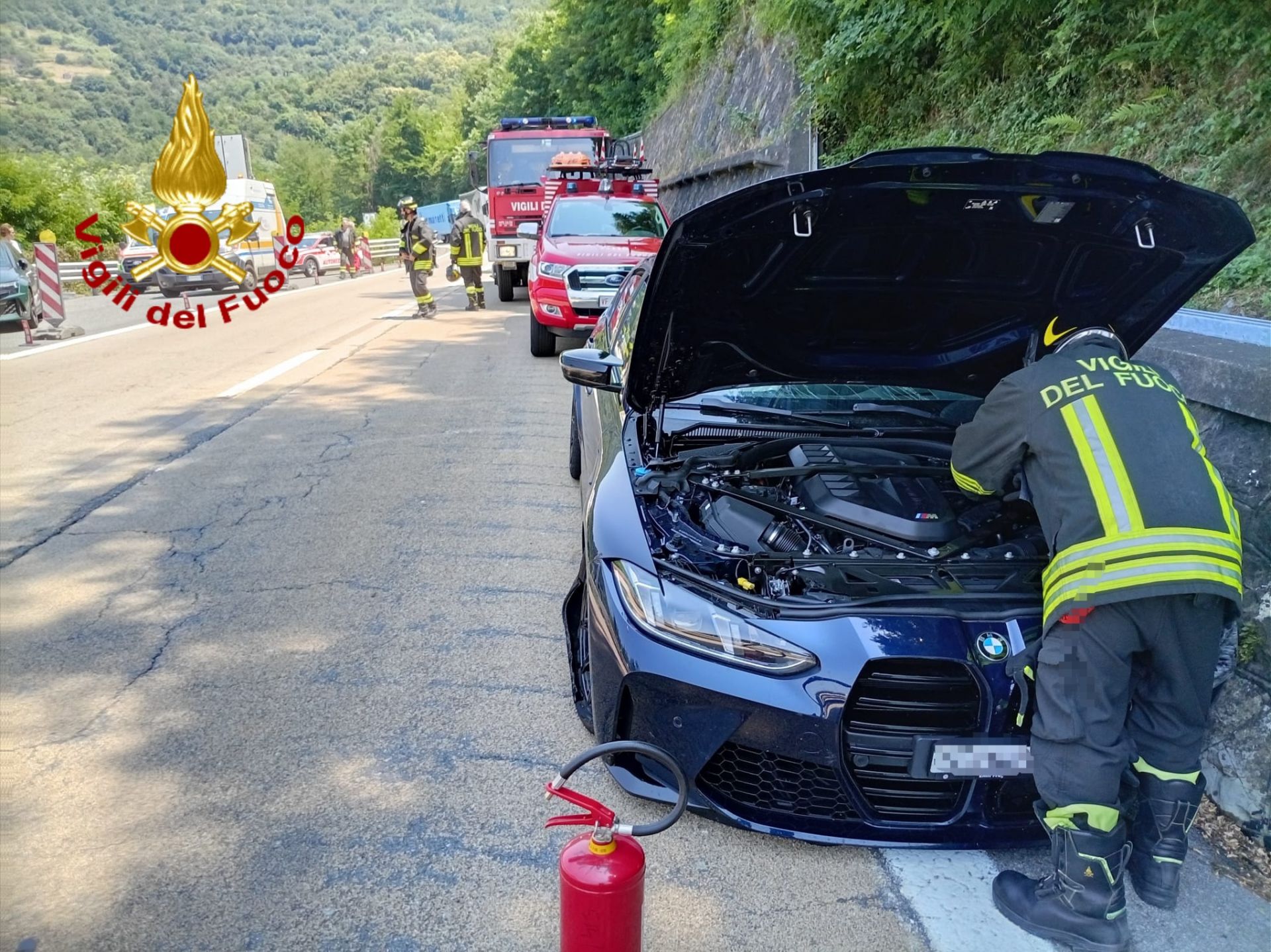 Incidente sulla A7 tra Busalla e Bolzaneto: auto contro il muro, ferito il conducente