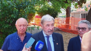 Recco, Bucci a Punta Sant'Anna: "Nuova piscina investimento sull'identità della città"