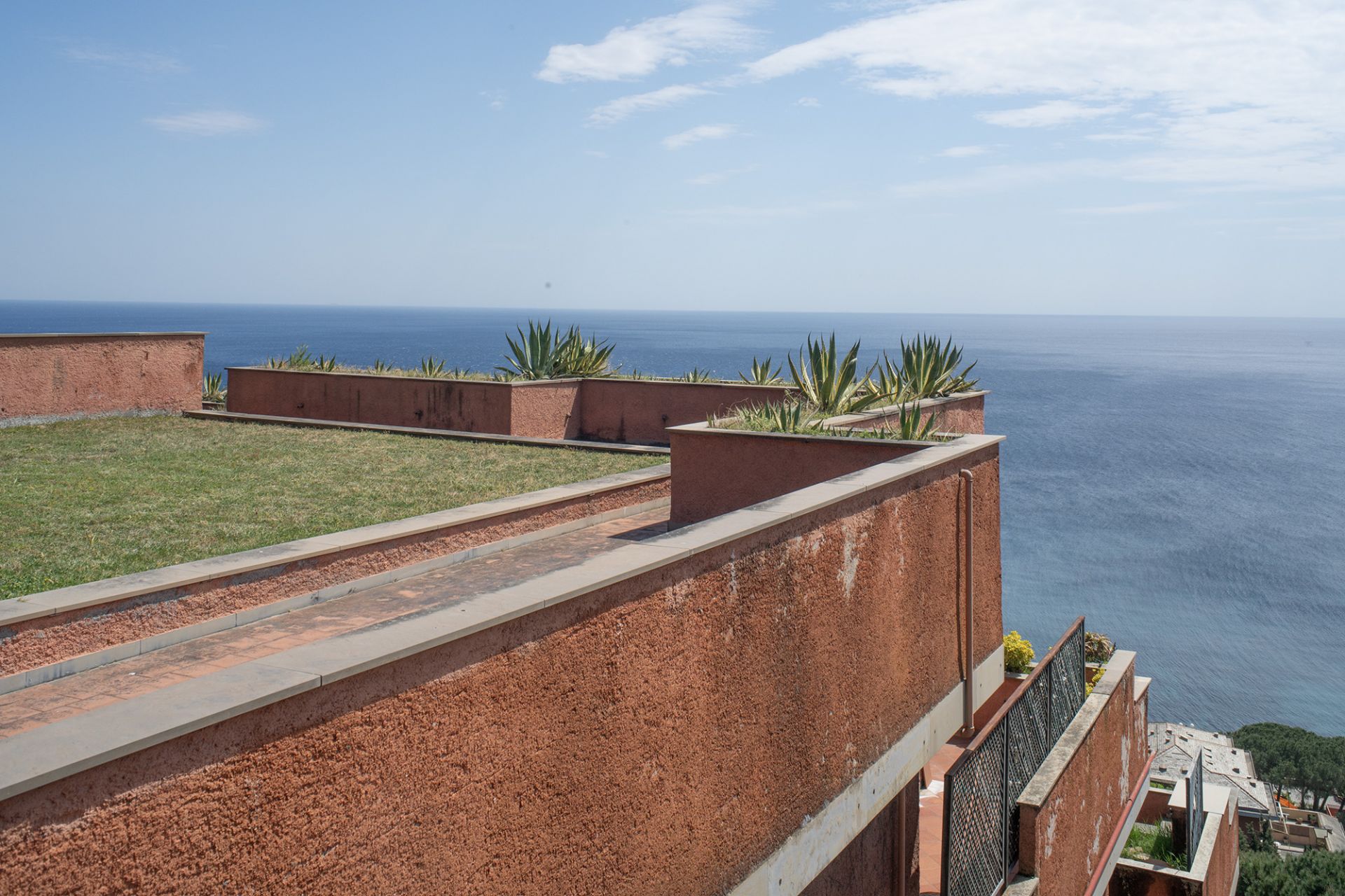 Arenzano, la Pineta diventa un laboratorio di architettura: torna il festival "Abitare la Vacanza / Pineta Modernissima"