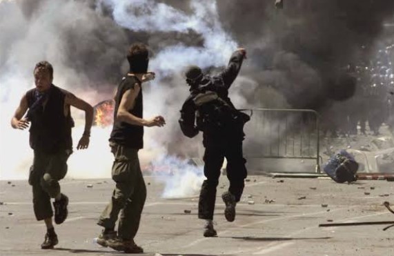 Genova G8: nel 25ennale il Comune sostiene con 35mila euro il programma 'commemorativo'