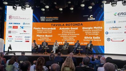 Assemblea pubblica di Confindustria Genova, Orsini: "L'Europa fa da arbitro tra Usa e Cina, producendo solo regole"