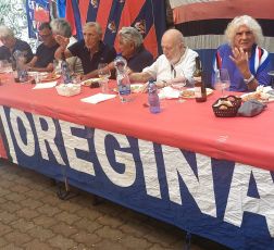Genova, il club pensionati di Oregina in festa nel segno di Genoa e Sampdoria