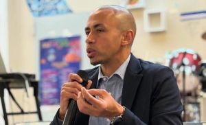 Genova:  Kabbour (Pd) evoca Piazzale Loreto per "razzisti, islamofobi" e Vannacci col suo '"mondo al contrario", Lega sulle barricate