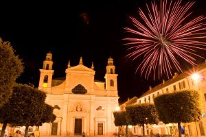 Pietra Ligure celebra il Miracolo di San Nicolò: processione, fiera e spettacolo piromusicale