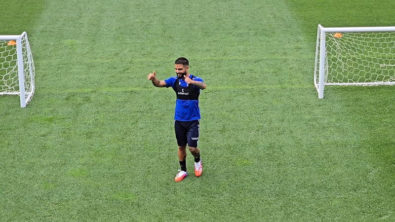 La Sampdoria aumenta il carico con l'allenamento nei boschi, prime corse sul campo per Insigne