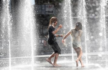 Caldo, Genova giovedì e venerdì in bollino rosso: allerta massima per le ondate di calore