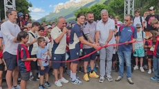 Genoa, De Rossi ai tifosi a Moena: "Incoraggiate i giocatori se sbagliano perché li faremo correre tanto". Via libera per Traorè