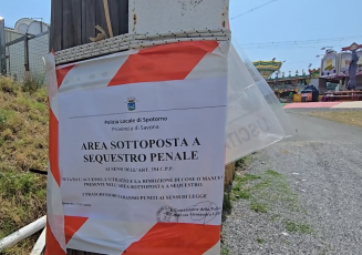 Spotorno, quindicenne muore folgorato al luna park