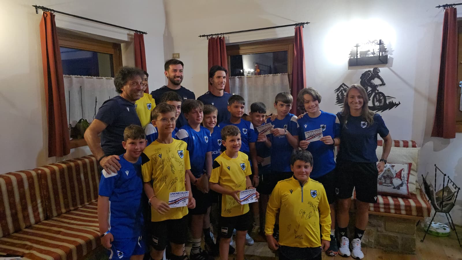 I ragazzi del Samp Camp incontrano Di Pardo e Ghidotti: "Seguite le vostre passioni e giocate con il sorriso"