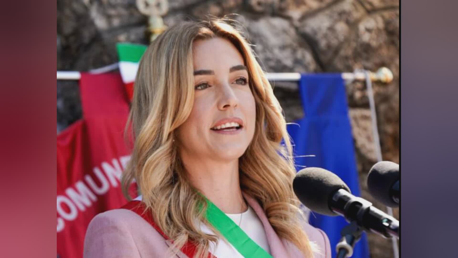 Genova, Salis: "Il video di Vannacci imperatore fa schifo, bisognerebbe avere il coraggio di dirlo"
