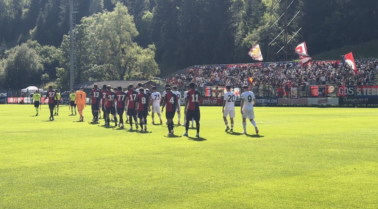 Genoa A-Genoa B 2-5: la tripletta di Vitinha e la doppietta di Colombo decidono l'amichevole in famiglia a Moena 