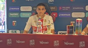 Genoa, Gibertini: «De Rossi mi dà libertà di esprimermi, spero di convincerlo. Lavoro per migliorare la fase difensiva»