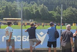 Sampdoria, tifosi dal ritiro: curiosità per Lauritsen e Insigne è già un idolo