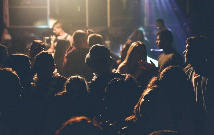 Discoteca abusiva in stabilimento balneare di corso Italia, maxi multa per il titolare