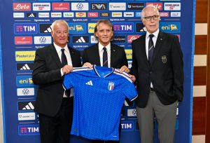 Italia, Mancini torna in Nazionale: "Ho sbagliato e mi spiace, come quando perdi la donna della tua vita"