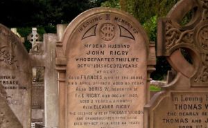 “Mai più Eleanor Rigby a Genova”: Mascia e Stuppia chiedono camere mortuarie rinnovate e case funerarie per chi è solo e indigente