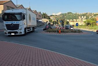 Val Polcevera, il comitato punta il dito contro la rotonda di via Semini: "Poco spazio per tir e mezzi pesanti"