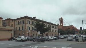 Genova, si cammuffa per sfuggire al mandato di cattura internazionale: arrestato