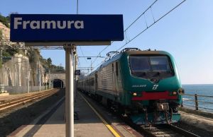 Deiva Marina: investito da un treno sui binari verso Framura, muore a 33 anni