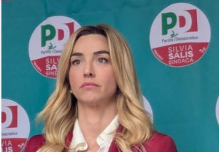 Salis alla FestUnità di Reggio: "Sicurezza, investimenti e lotta alle nuove povertà, basta slogan, servono risposte concrete”