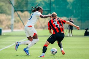 Il Genoa chiude la tournée inglese con una sconfitta: il Bournemouth domina e vince 10-1