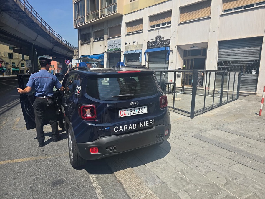 Scoperto cadavere di un uomo in appartamento di piazza Cavour: giallo in centro storico