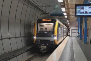 Fumo nero dalla stazione metropolitana di Dinegro, vigili del fuoco domano principio di incendio