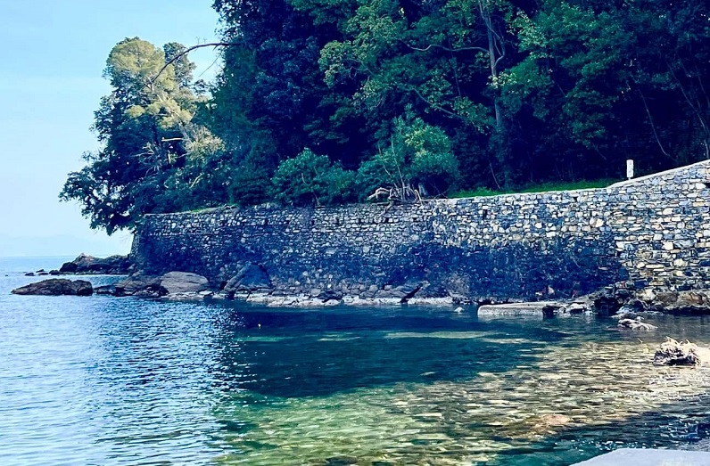 Malore in mare, turista di 82 anni muore a Rapallo