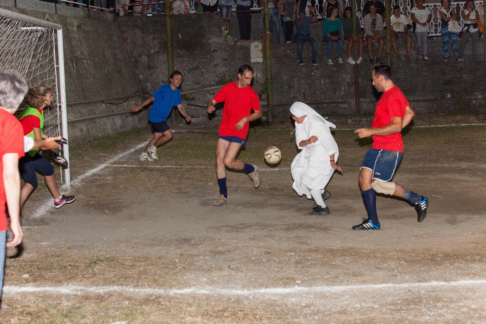 Mignanego: il 28 agosto la partita dell'estate, preti e suore contro sindaci e parlamentari 