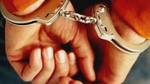 Genova, finta carabiniera arrestata dopo tentata truffa ad anziana