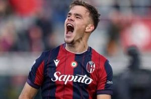 Genoa, sfuma Ure. Per l'attacco rimane la pista Dallinga