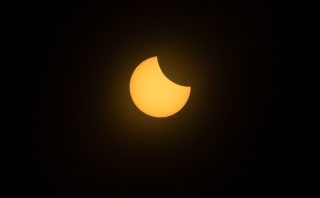 Eclissi di sole, lo spettacolo nel cielo visibile anche dalla Liguria. Telenord in diretta dalle 19.30