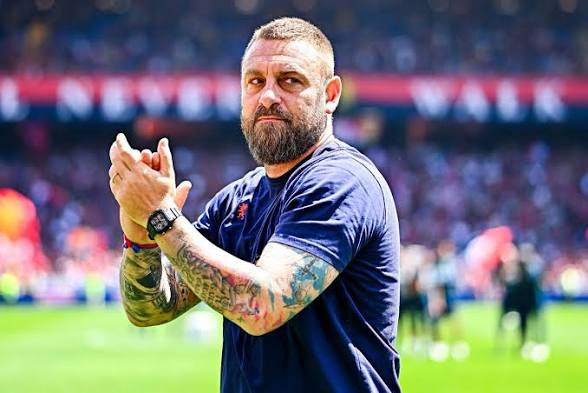 Genoa, De Rossi dopo l’Ascoli: “Mi è piaciuta la reazione dopo lo svantaggio. La squadra va completata, serve più qualità negli ultimi metri”