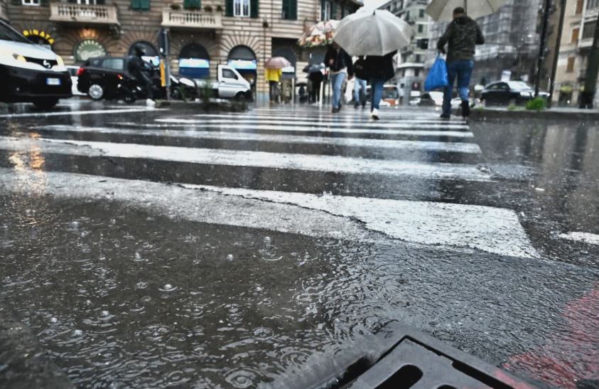 Maltempo in arrivo sulla Liguria: giovedì allerta gialla per temporali su centro e levante