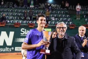 Tennis, Sonego stella dell'Aon Open Challenger