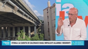 Caduta di calcinacci a Sturla, gli impalcati preoccupano i residenti