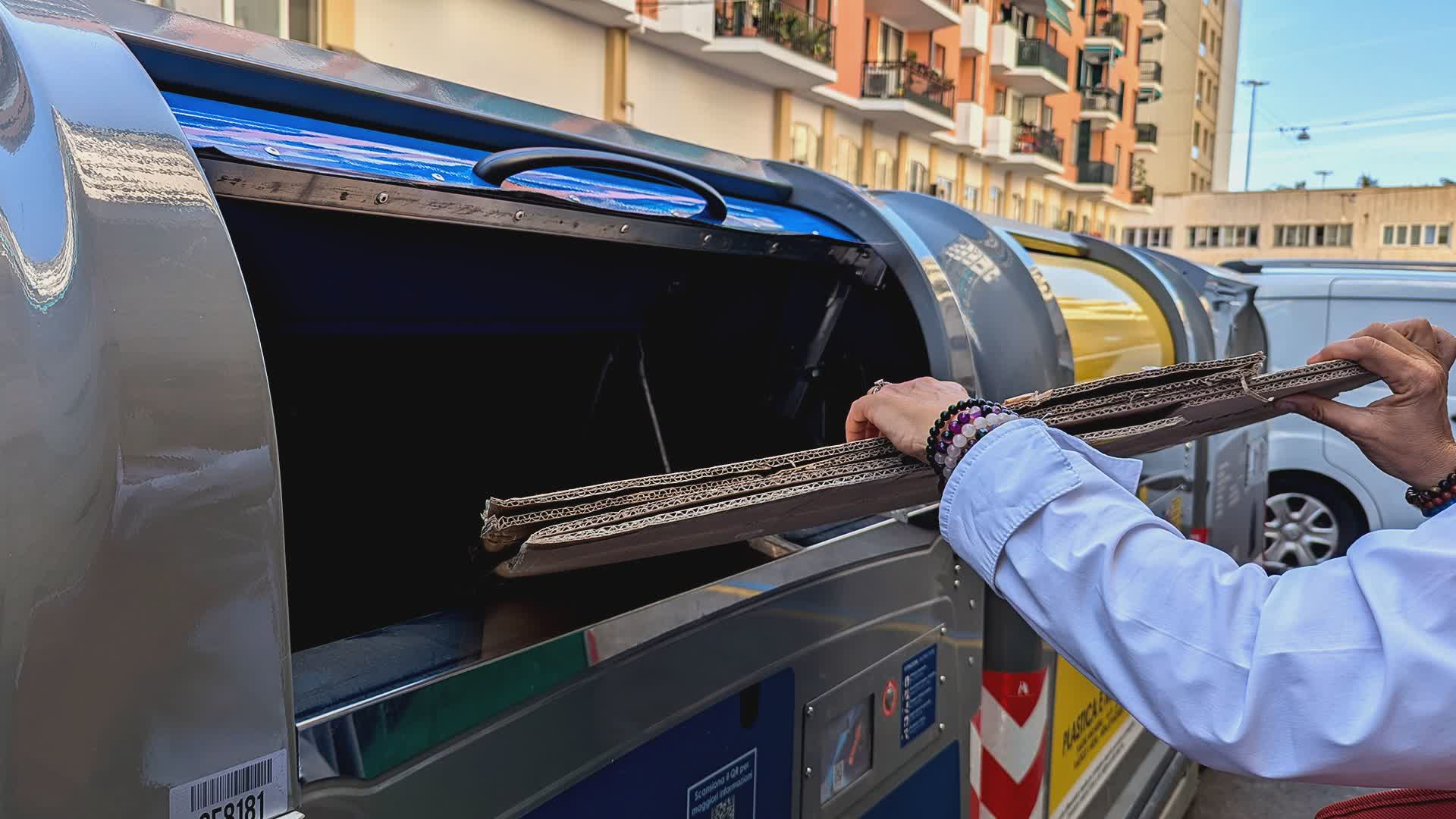 Liguria, differenziata: raccolte 116mila tonnellate di carta e cartone nel 2025