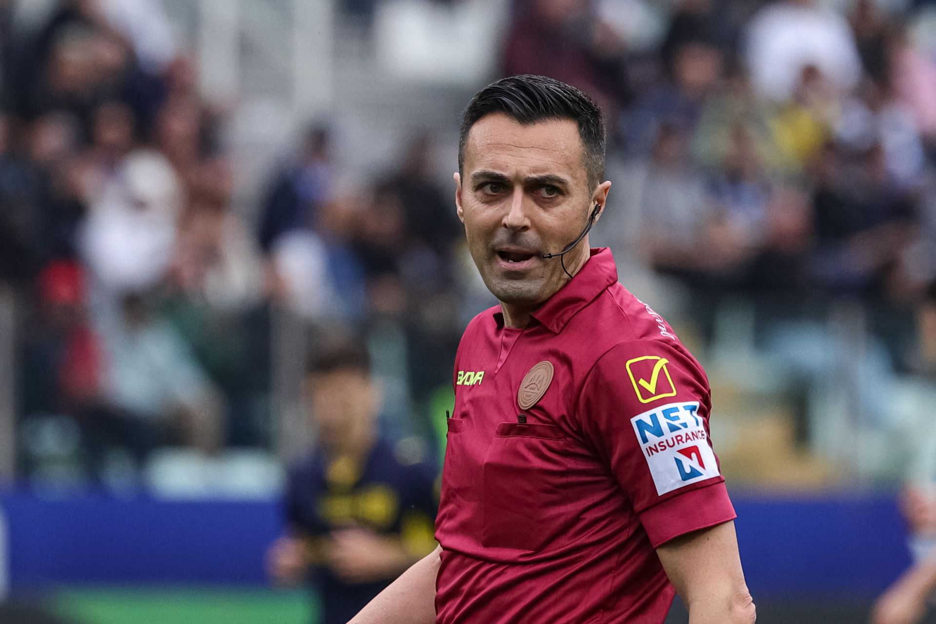 Di Bello: da Genoa-Napoli alla Champions, ma sempre nell'occhio del ciclone. Dal Var scatena una rissa in Lione-Fenerbahce