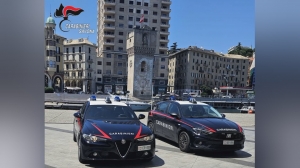 Savona, 21enne fa arrestare un uomo per presunta violenza sessuale grazie al gesto della mano