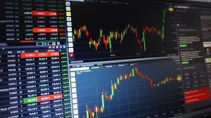 Borsa, il petrolio spinge l’energia: in Europa riflettori su Eni e big del settore