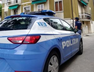 Genova, weekend di furti nei negozi: sei persone denunciate, tra loro due ragazzine di 14 e15 anni