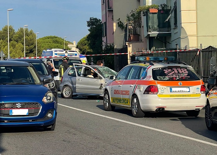 Tragedia a Bogliasco: auto investe ciclisti, due morti