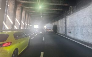 Genova, A10, Tir in panne tra Aeroporto e Pegli: possibili rallentamenti