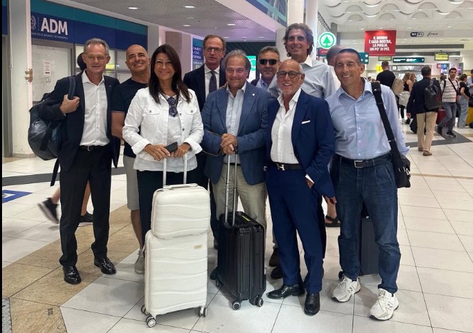 Governo Meloni da record: delegazione FDI dalla Liguria a Bari per festeggiare il presidente del Consiglio