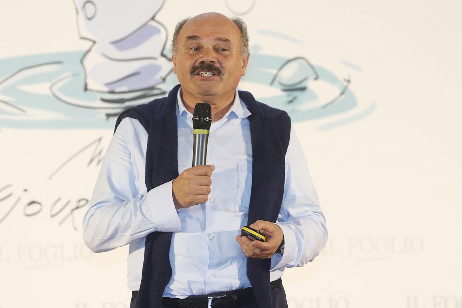 Oscar Farinetti, fondatore Eataly, promuove Silvia Salis: "Dovrebbe guidare il Pd"